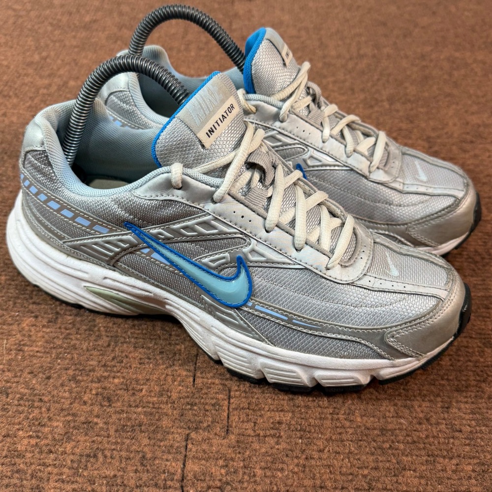 Gently used Nike Initiator Metallic Silver Blue Running Shoes 394053-001 Women 9